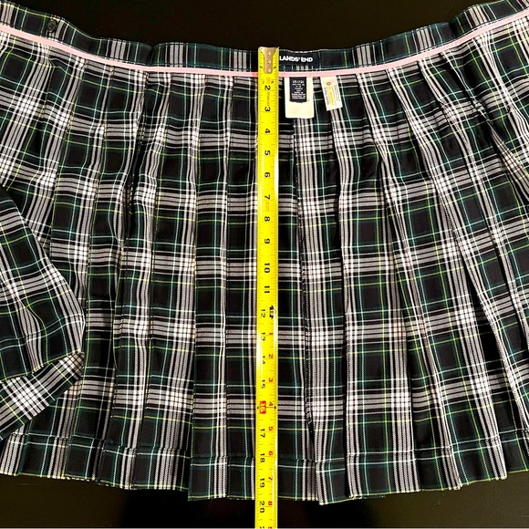 Land’s End Green Plaid Pleated Uniform Skirt - Picture 12 of 12